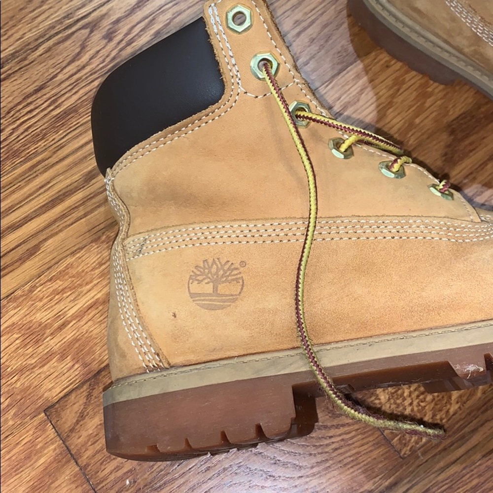 Timberlands - Picture 2 of 6